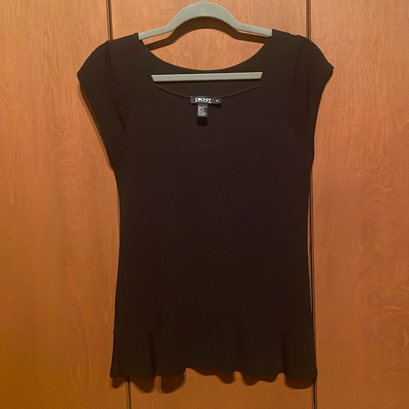 DKNY black short sleeve top size M - Picture 1 of 12